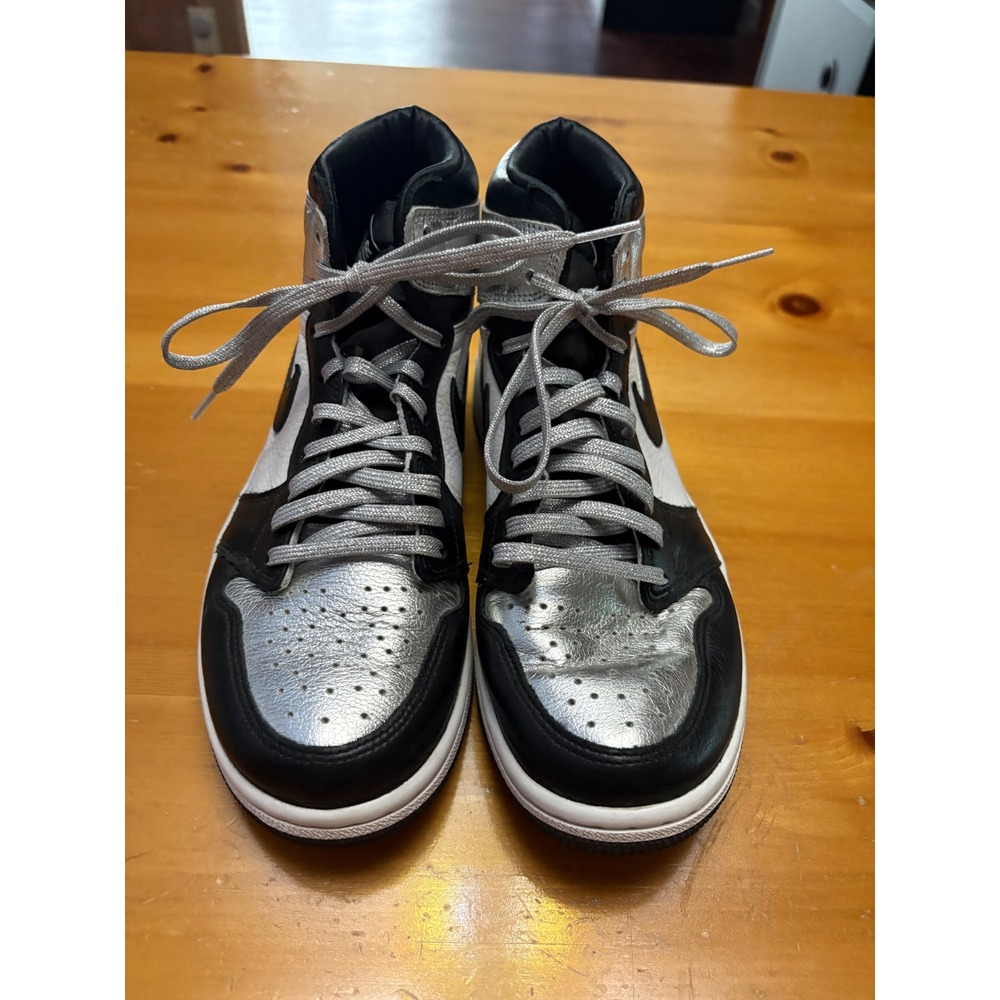 Nike Air Jordan 1 High OG Silver Toe Black White CD0461-001 Kids Size 5.5Y